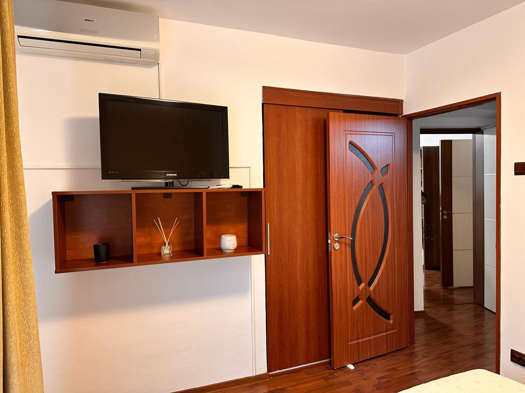 Euro Apartment Bucarest Exterior foto